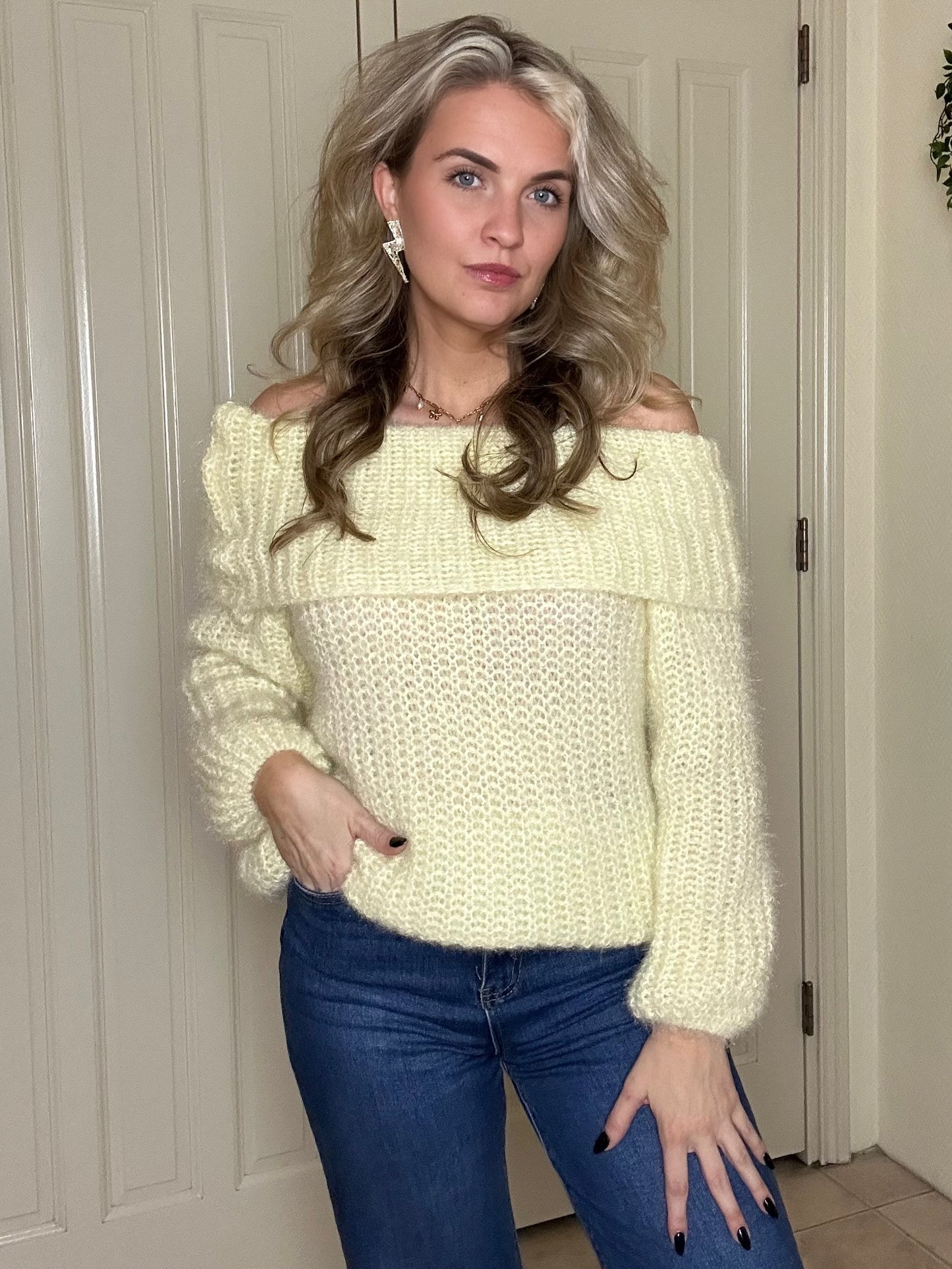 SWEATER NIKKI YELLOW