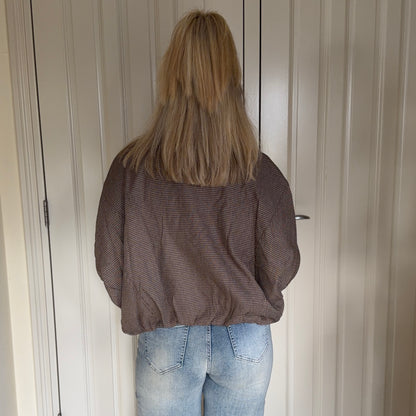 VEST BRUIN YM1042