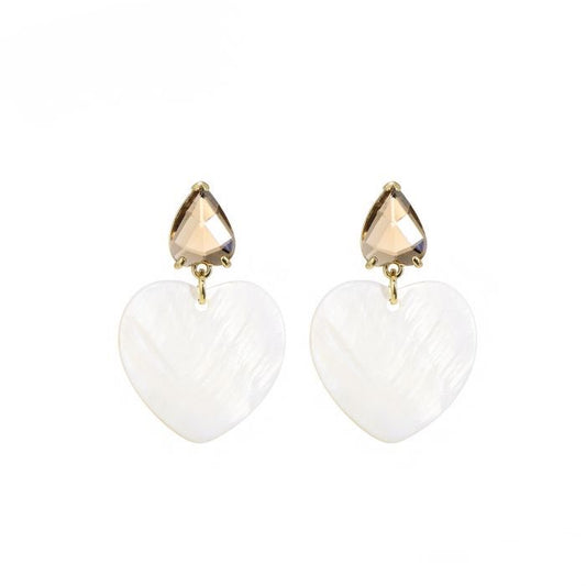 OORBELLEN HART SCHELP WIT